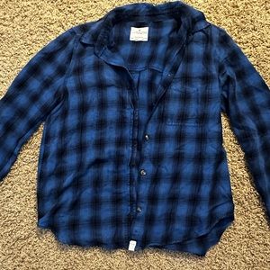 American Eagle Boyfriend Fit Button Up Plaid Shirt